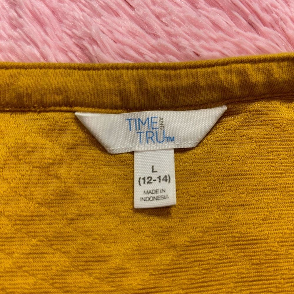 Time and Tru Mustard Button-Up Blouse - Picture 2 of 3